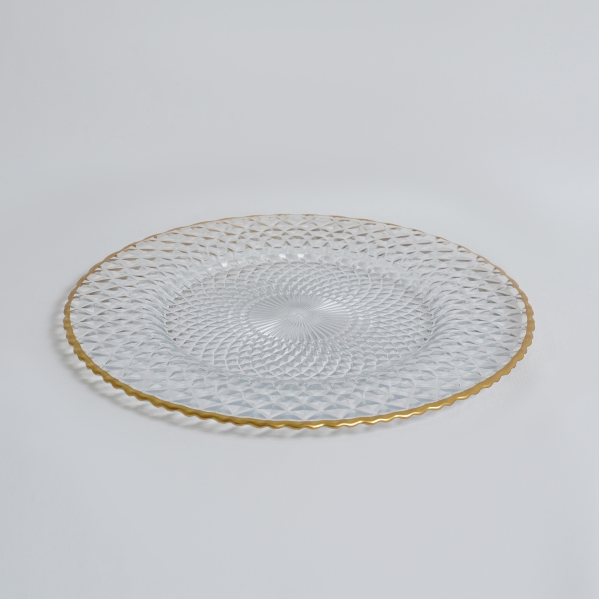Buy Juliette charger plate gold 33x1. 3 cm in Kuwait