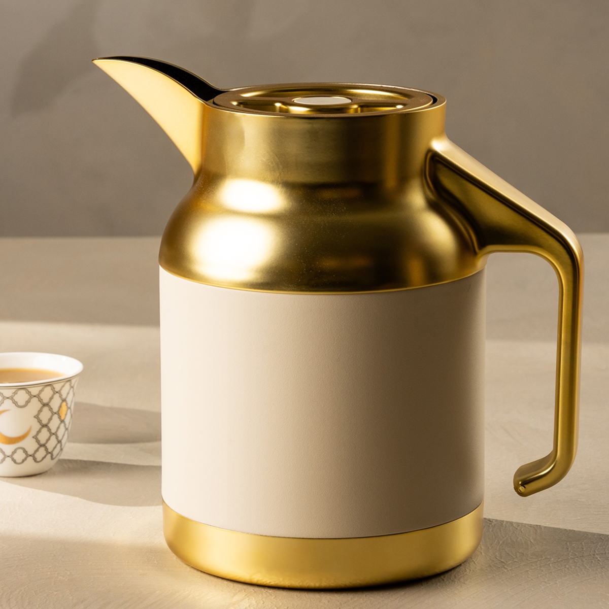 Buy Nova coffee server stainless steel d/w gold & white 1. 5 ltr in Kuwait