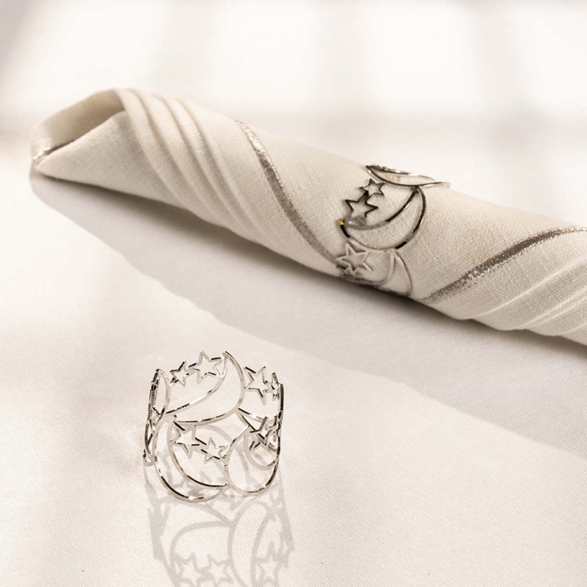 Buy Moon napkin ring silver set of 6pcs 5x3x0. 2 cm in Kuwait
