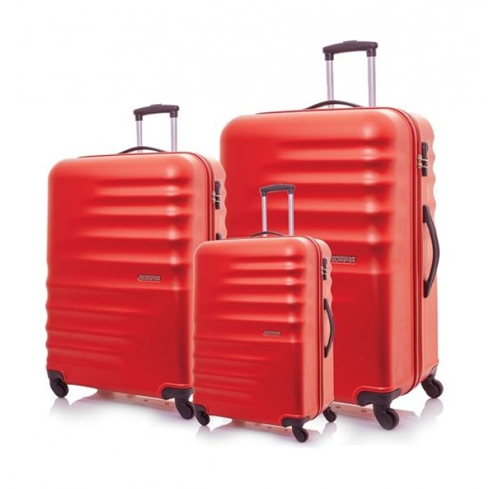 american tourister hard trolley bags