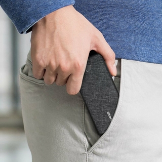 باور بانك Anker PowerCore Metro Slim سعة 10،000 مللي أمبير فائق النحافة