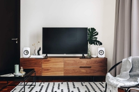 Play anything. Hear everything.