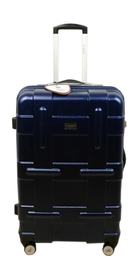 You Should Prefer Hard Luggage While Travelling