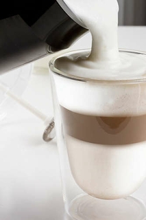 Hot & Cold Milk Frothing For A Variety Of Coffee Recipes