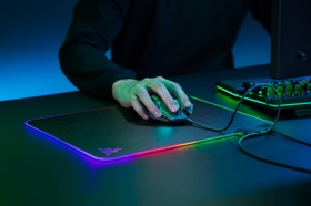 مدعوم من رايزر كروما RGB
