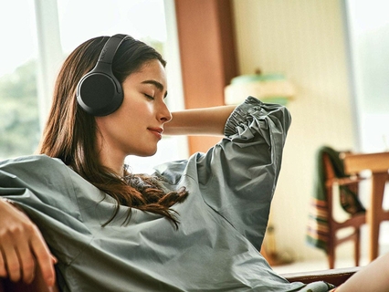 Enjoy Wireless Freedom With NFC And Bluetooth