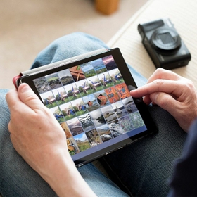 شارك لحظاتك بدقة 4K بفضل إمكانية التكبير/التصغير الفائقة بمعدل 40 ضعفًا أثناء السفر